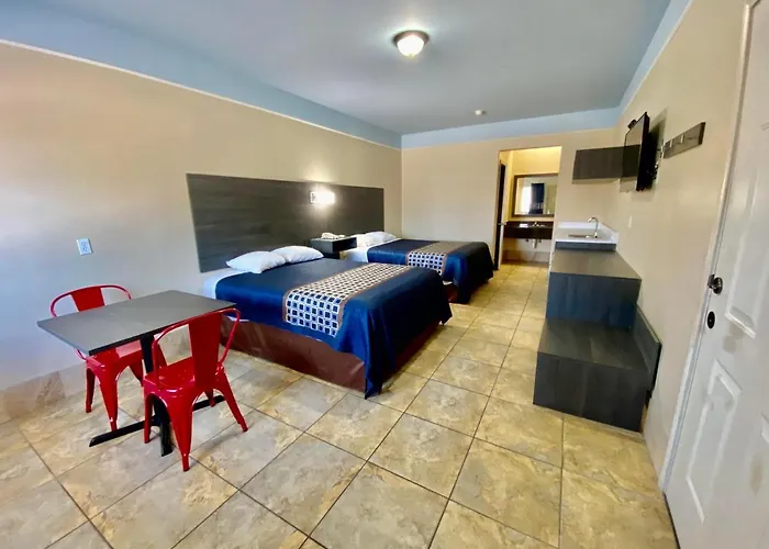 Texas Inn & Suites Mcallen At La Plaza Mall And Airport