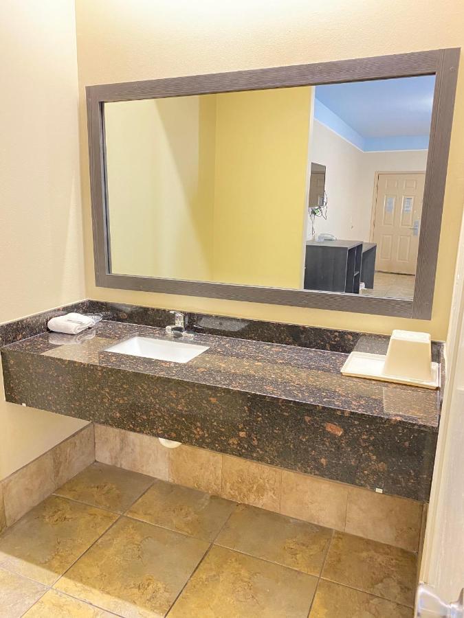 Texas & At La Plaza Mall And Airport 3* McAllen