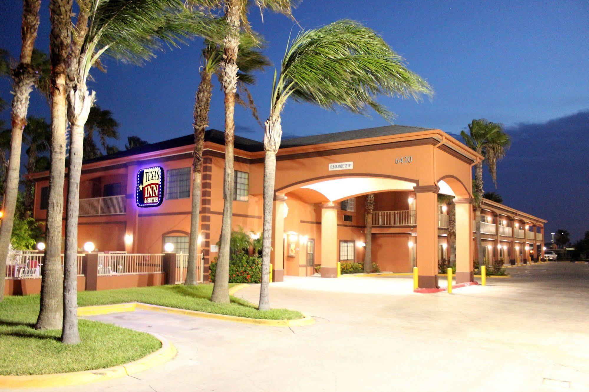 Texas & At La Plaza Mall And Airport Motel McAllen