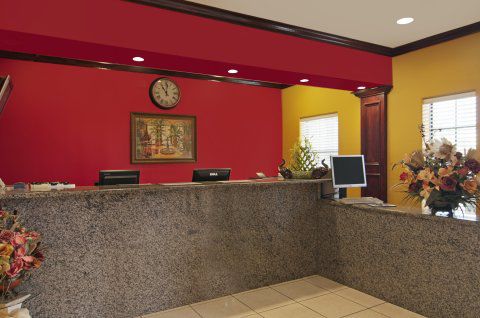 Motel Texas & At La Plaza Mall And Airport 3*